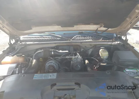 2005 Chevrolet Silverado 1500 z USA, uszkodzony, nr VIN 1GCEC14X65Z203004